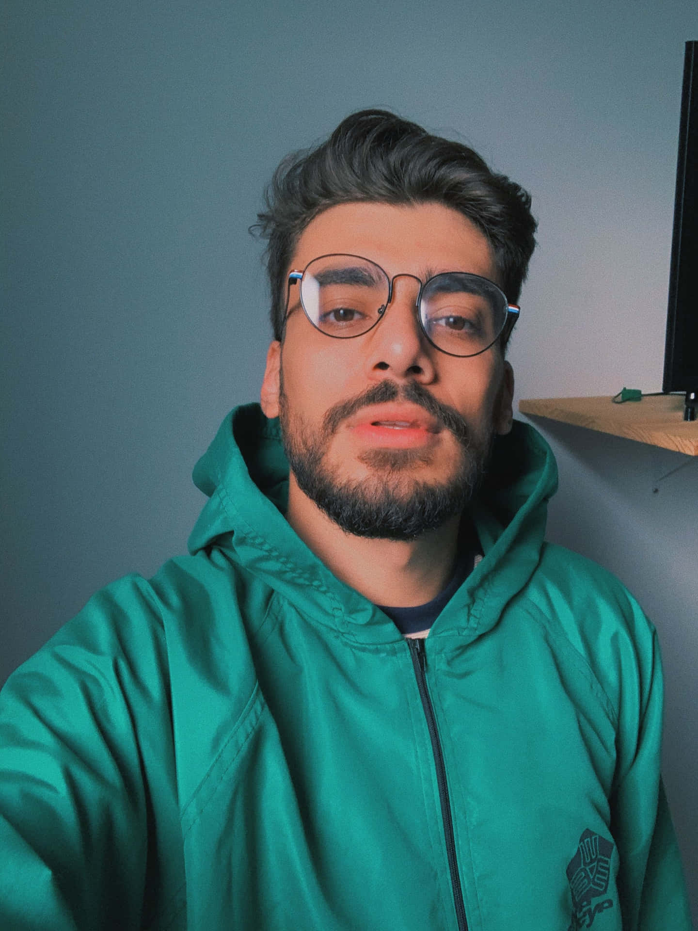 files/selfie-man-pictures-sx6oefn1jpjsfrom.jpg